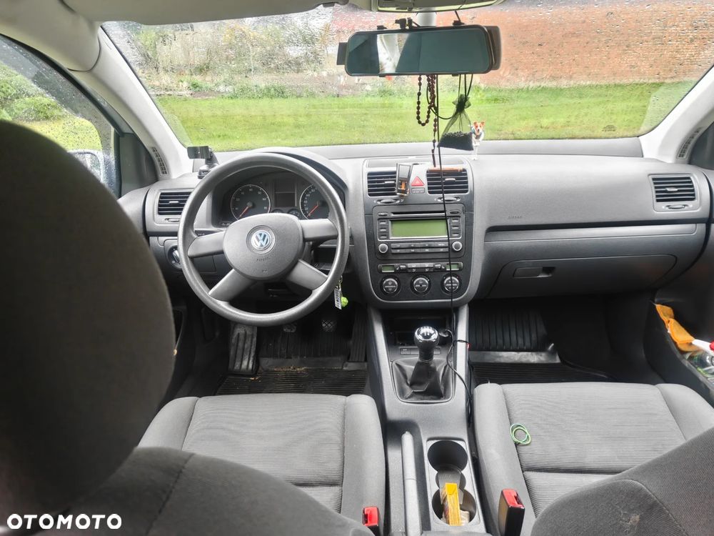 Volkswagen Golf - 13