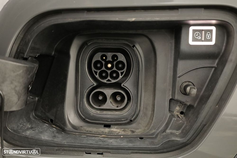 Peugeot e-2008 50 kWh Allure - 7