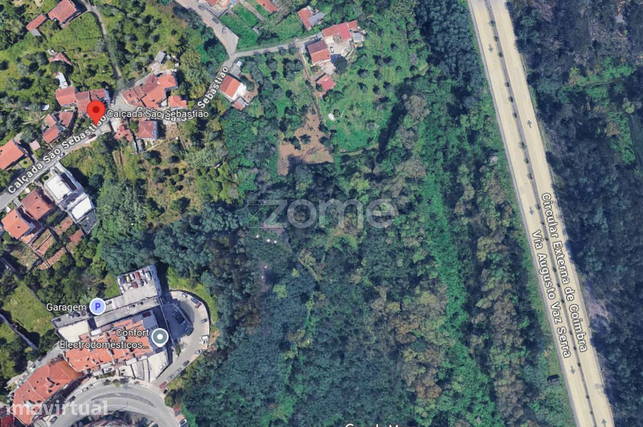 Terreno Exclusivo com 4.852 m² - Grande imagem: 3/13