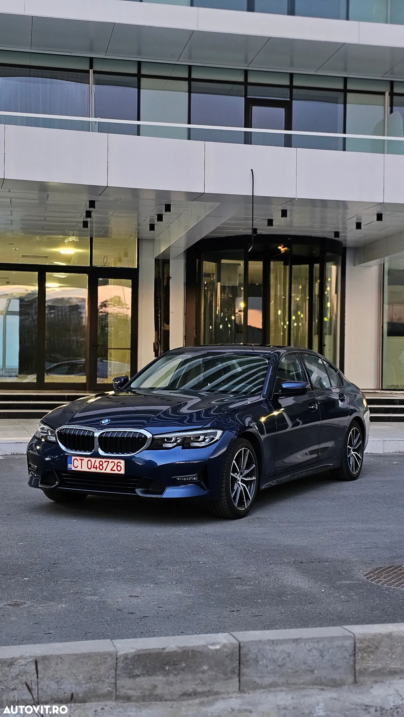 BMW Seria 3 320i AT - 3