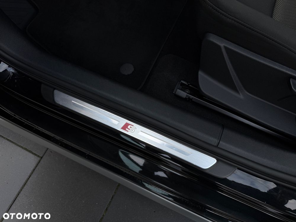 Audi A3 Sportback 40 TFSIe S tronic S line - 17