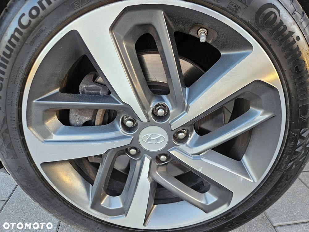 Hyundai Kona 1.6 T-GDI DCT 4WD Premium - 7