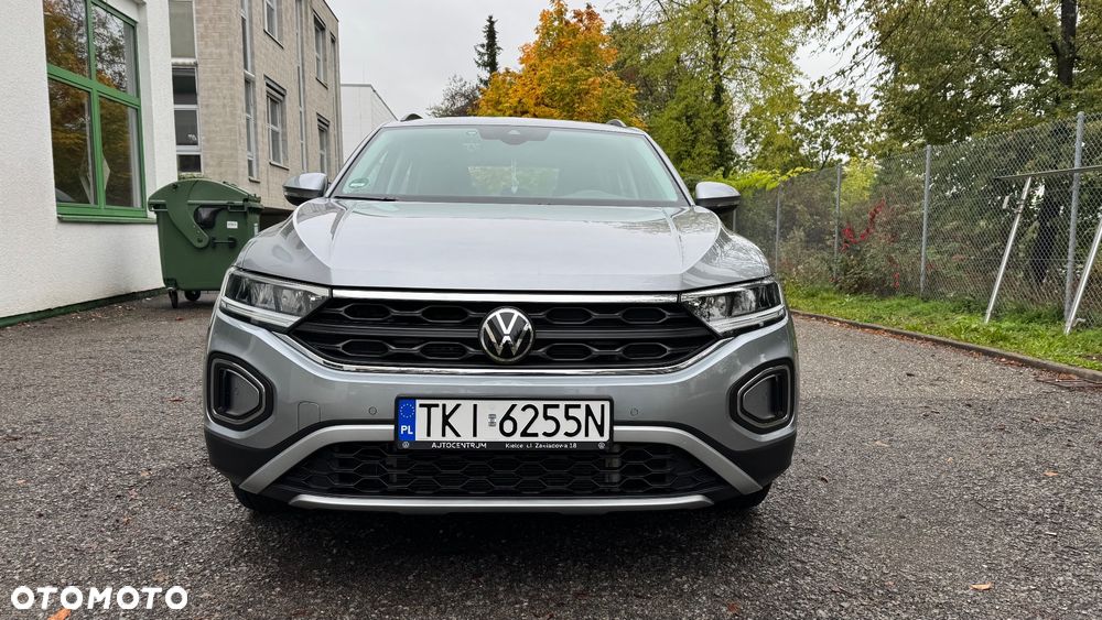 Volkswagen T-Roc 2023 photo 3