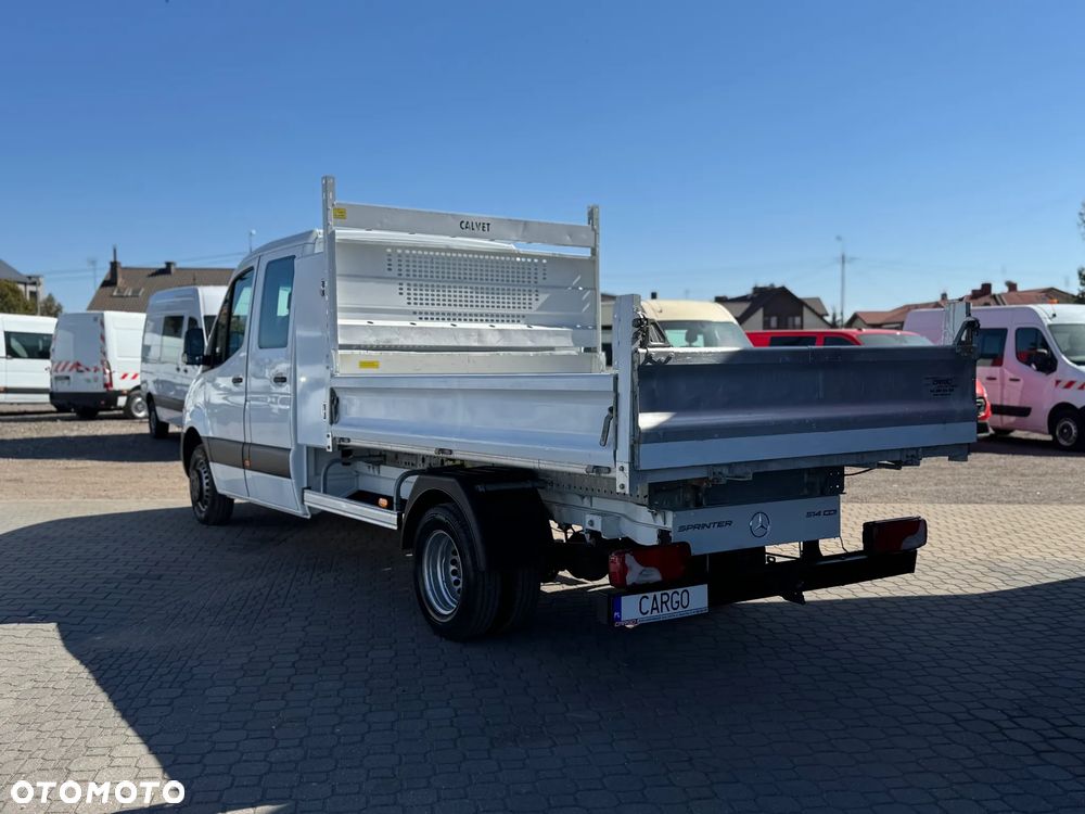 Mercedes-Benz Sprinter - 5