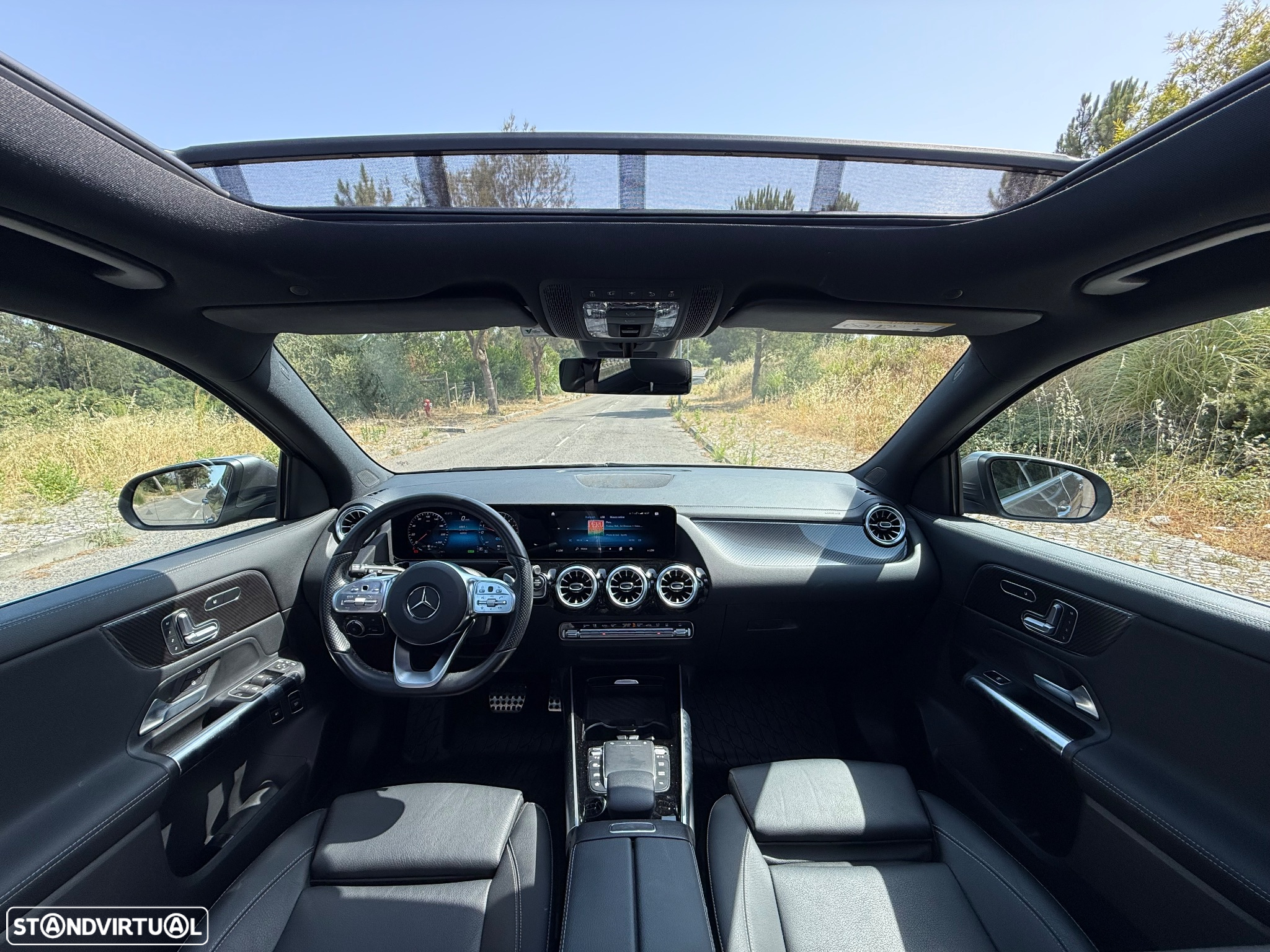 Mercedes-Benz GLA 250 e AMG Line - 12