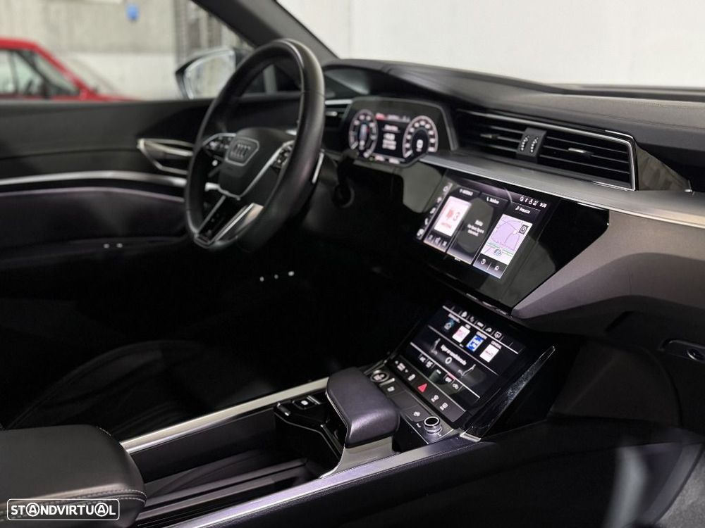 Audi Q8 e-Tron Sportback 50 quattro S line - 14