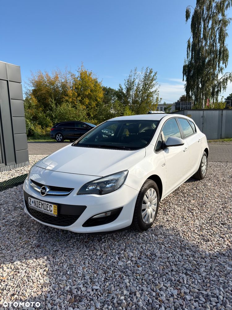 Opel Astra - 1