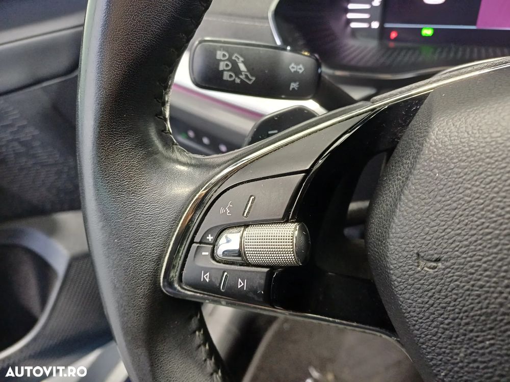 Skoda Octavia 2.0 TDI DSG Style - 11