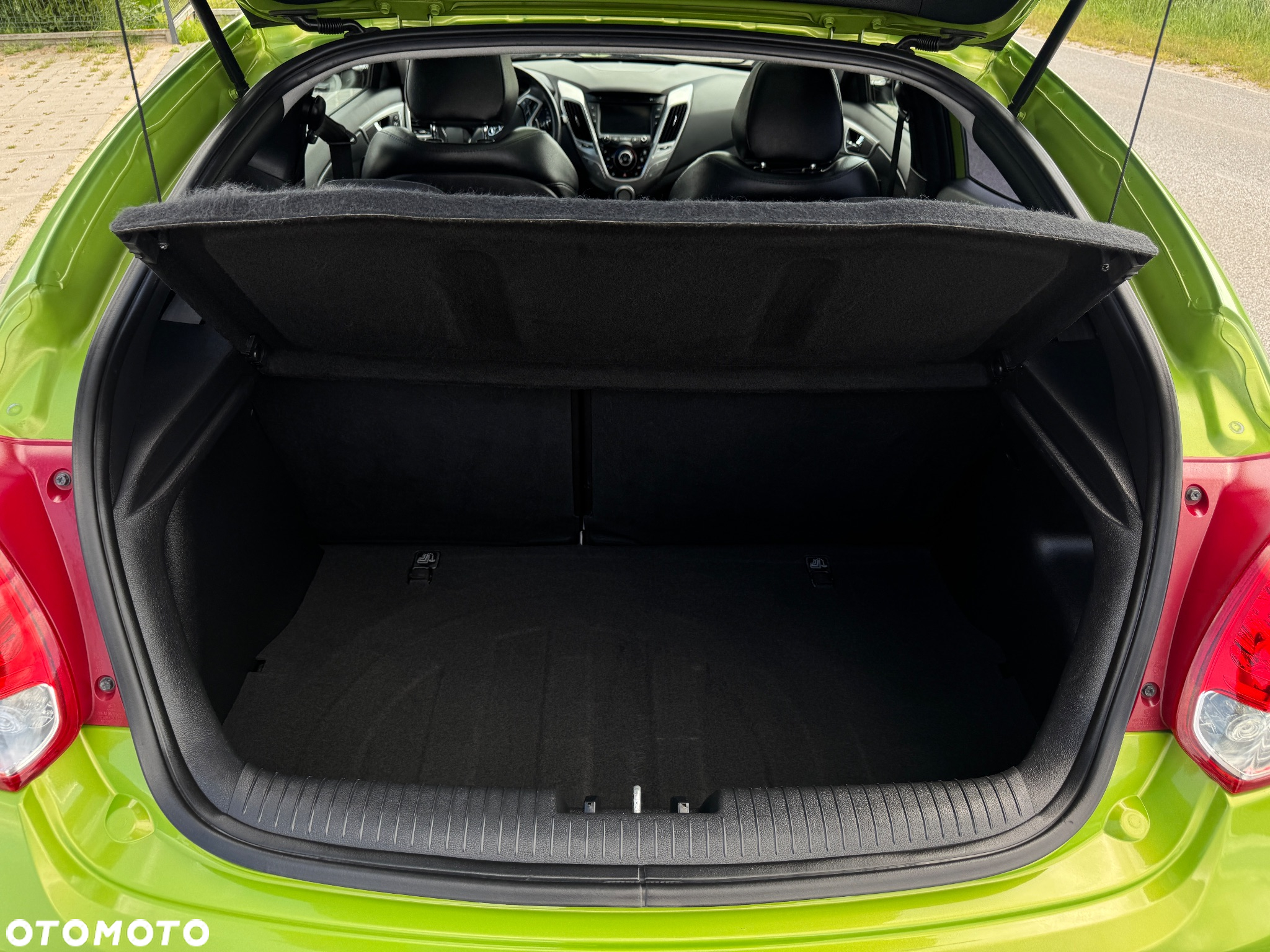 Hyundai Veloster 1.6 GDI Premium - 16