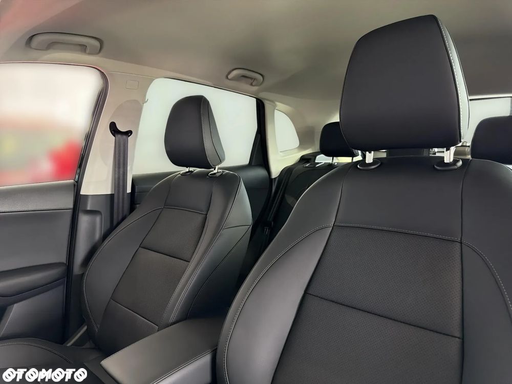MG ZS Hybrid+ - 10