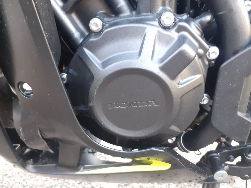 Honda CBR - 19