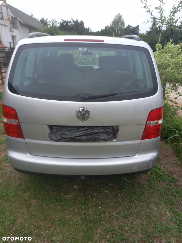 Volkswagen Touran - 2