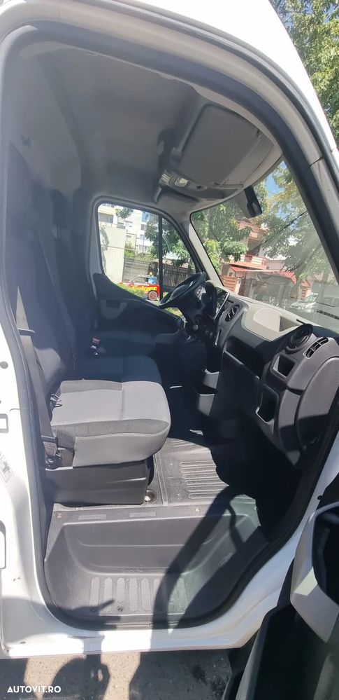 Renault Master III - 12