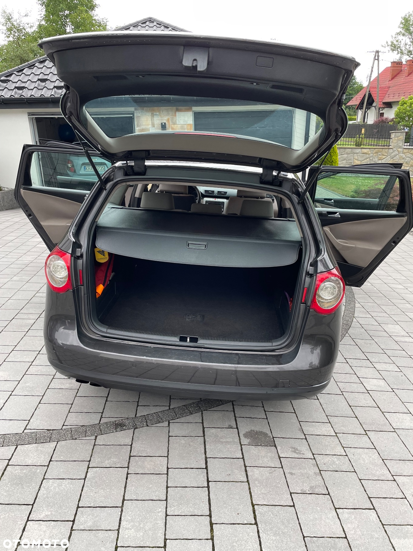 Volkswagen Passat 2.0 TDI Comfortline - 12