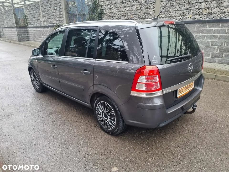 Opel Zafira - 8