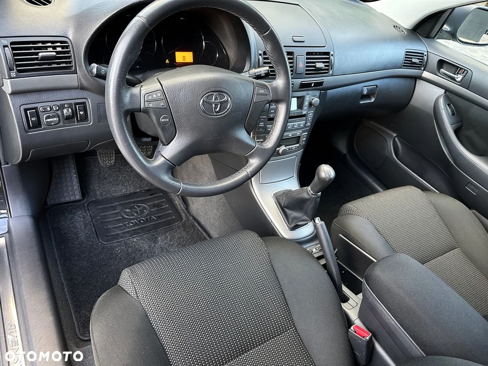 Toyota Avensis 1.8 VVT-i Terra Plus - 6