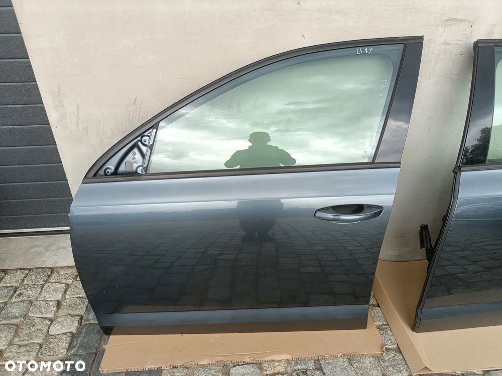 Drzwi Lewe Przednie Skoda Octavia III 3 Lewy Przód LF7Y - 1