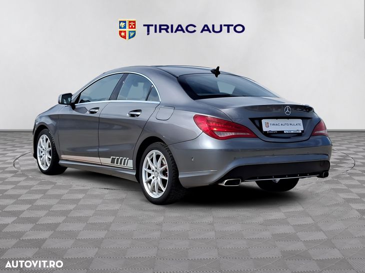 Mercedes-Benz CLA 200 7G-DCT Urban - 5