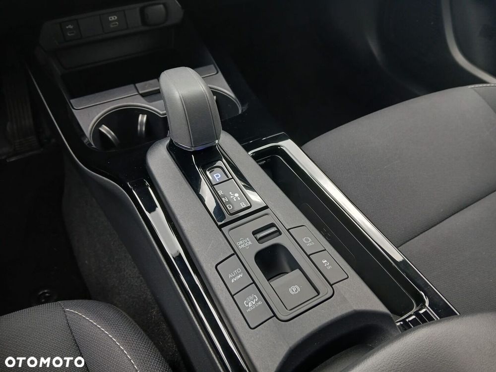Toyota Prius - 22