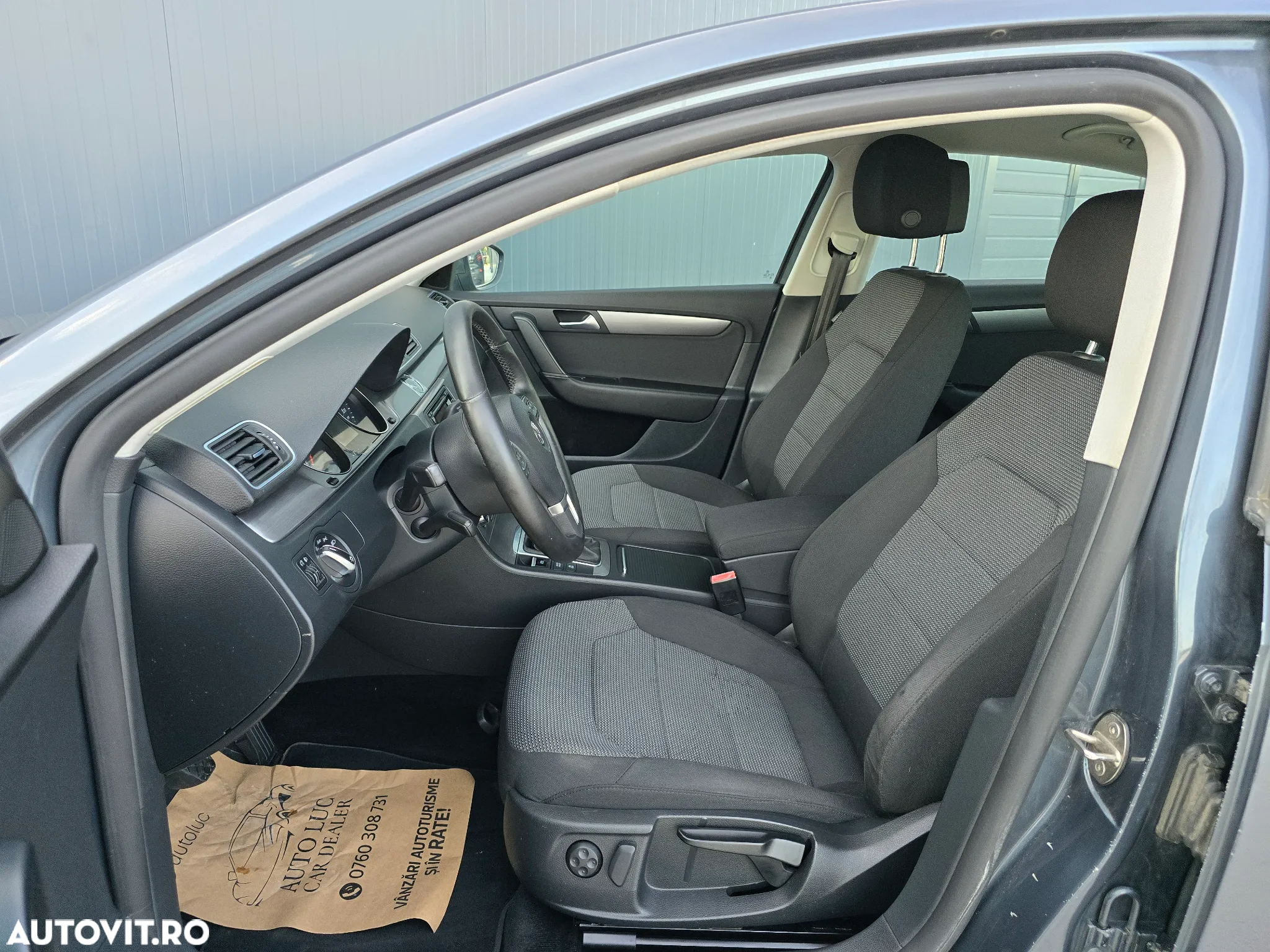 Volkswagen Passat - 9
