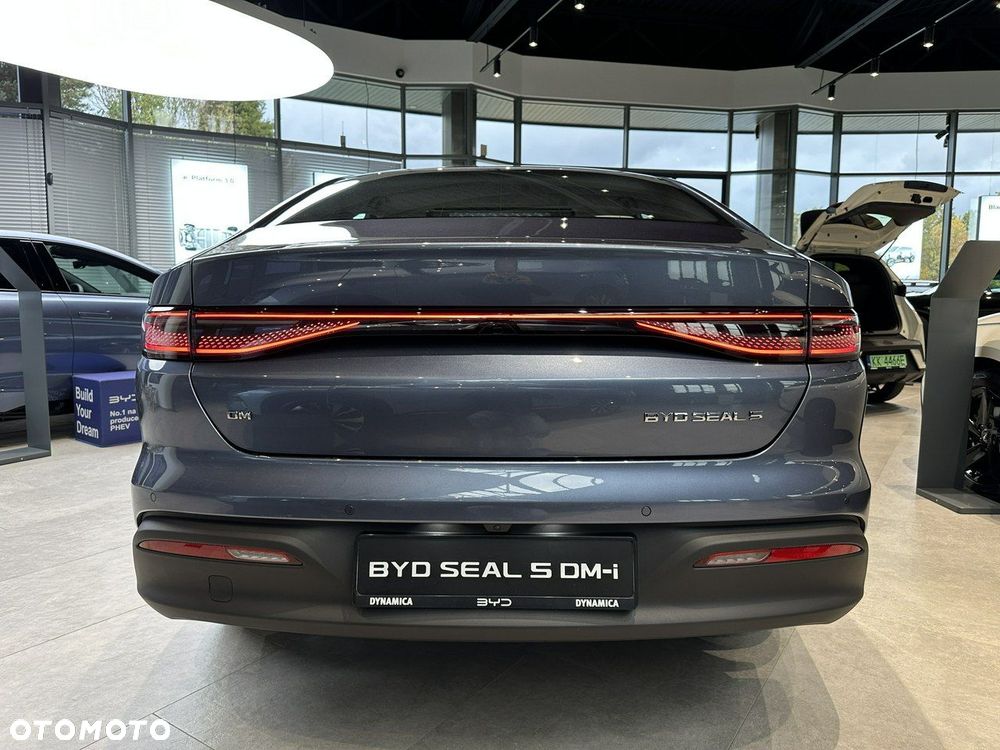 BYD Seal 5 - 12