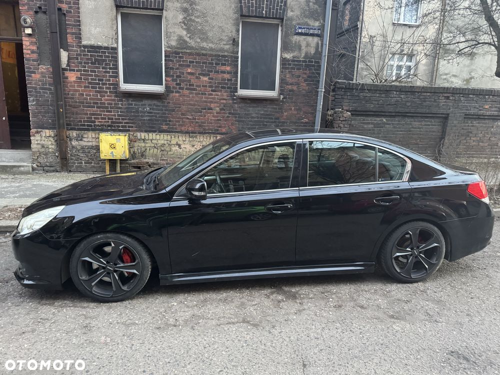 Subaru Legacy - 2