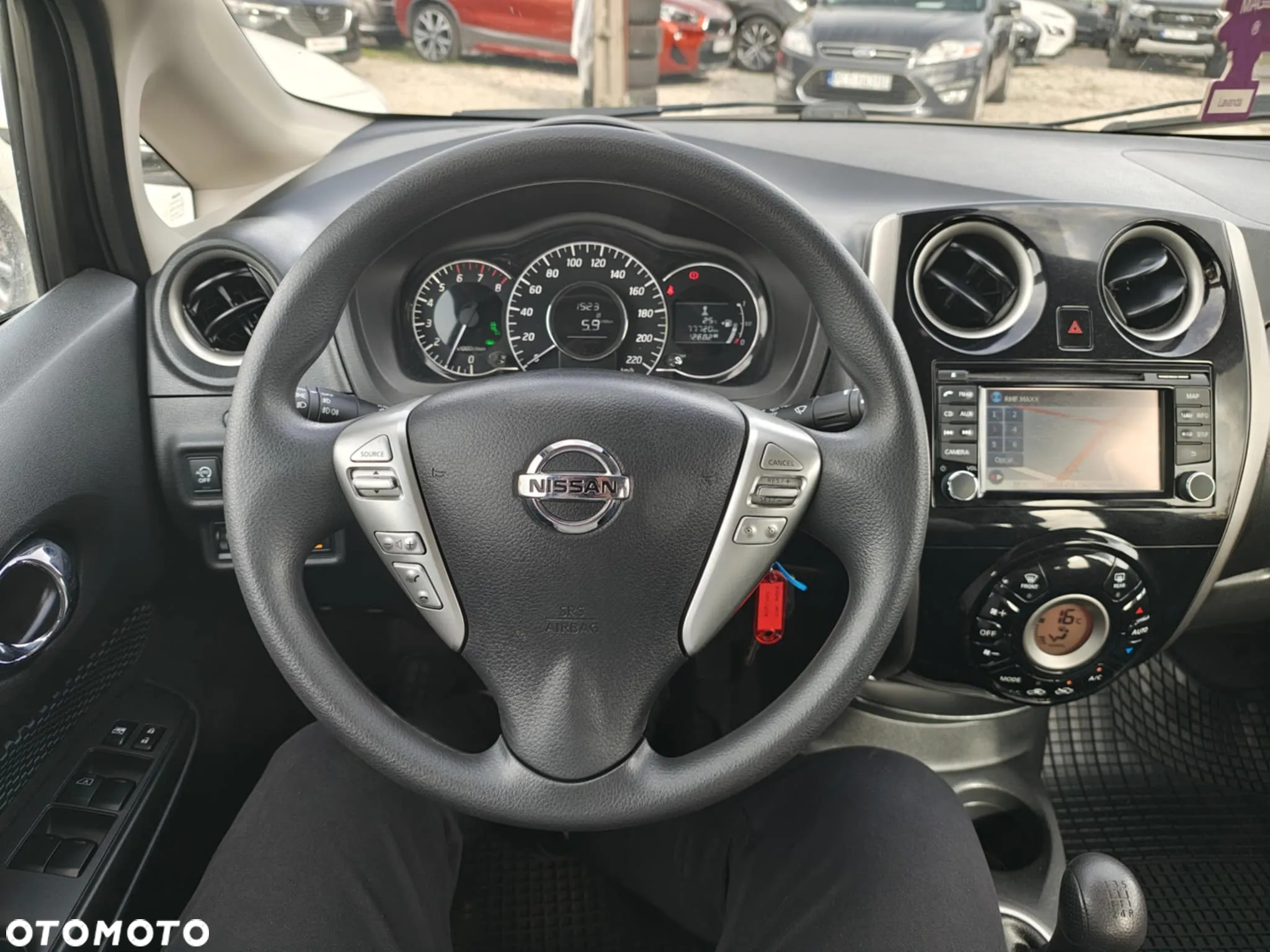 Nissan Note 1.2 Tekna - 15