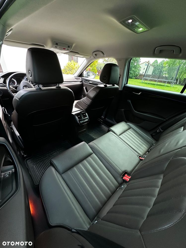 Skoda Superb 2.0 TDI 4x4 L&K DSG - 27