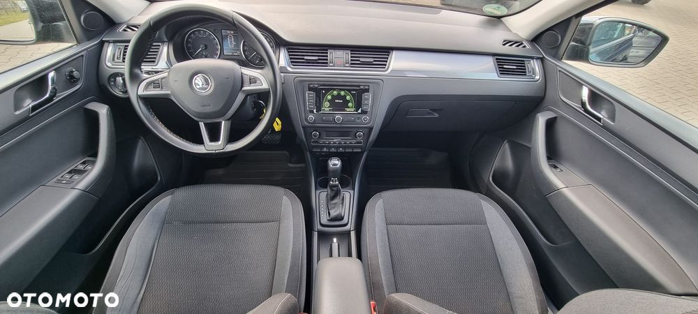 Skoda RAPID 1.6 TDI DSG Ambition - 20