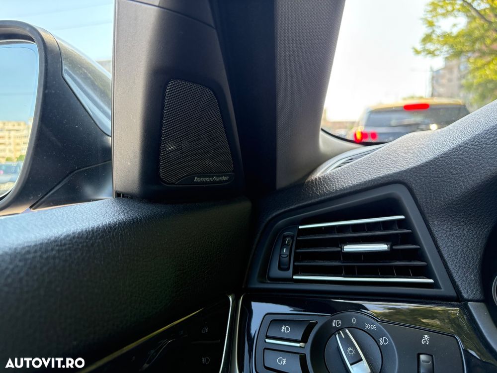 BMW Seria 5 525d xDrive AT - 3