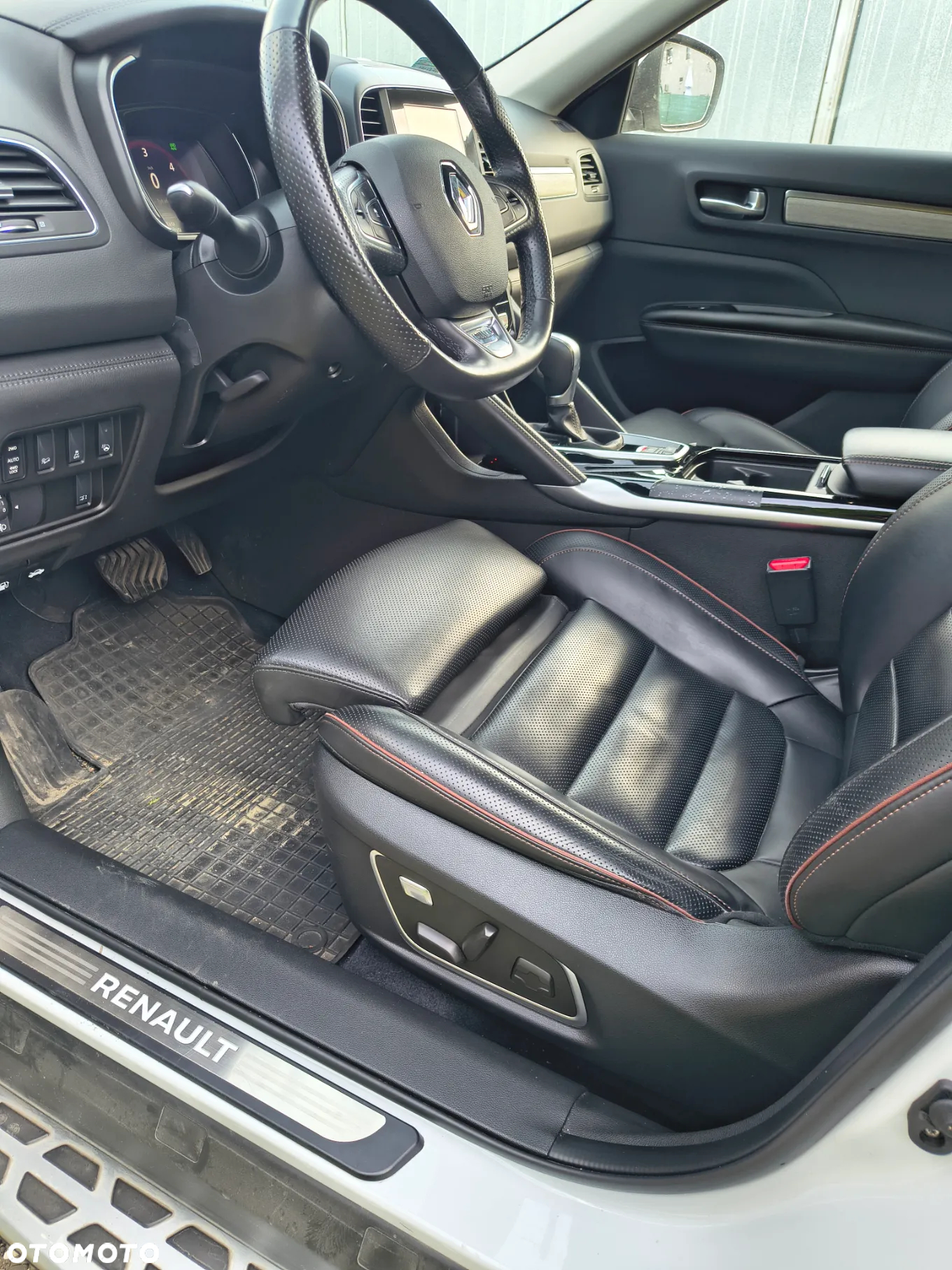 Renault Koleos 2.0 Blue dCi Initiale Paris 4x4 X-Tronic - 10