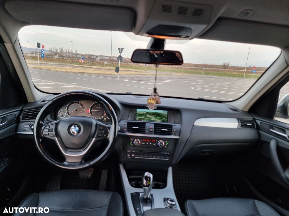 BMW X3 xDrive20d Aut. - 10
