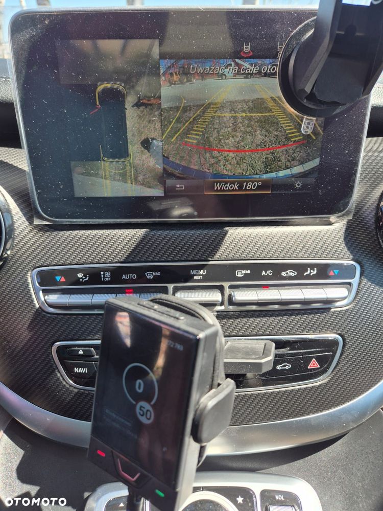 Mercedes-Benz Klasa V 300 d 4-Matic Avantgarde 9G-Tronic - 18