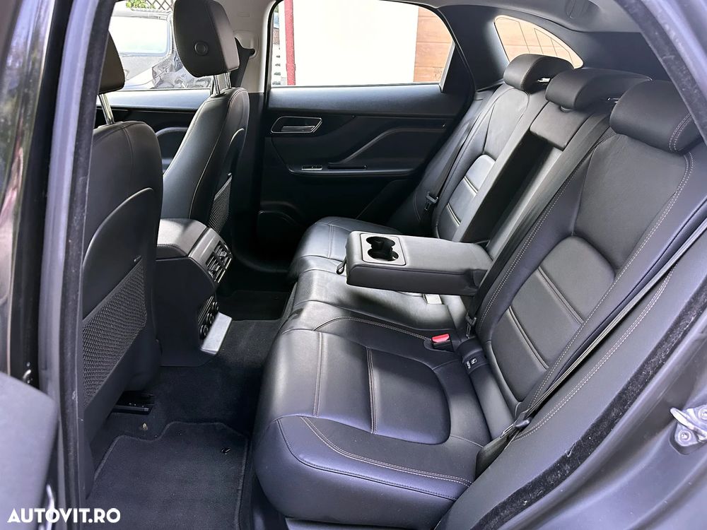 Jaguar F-Pace 20d AWD Aut. Prestige - 20