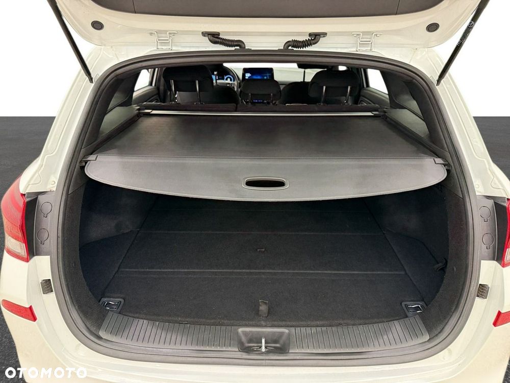 Hyundai i30 - 12