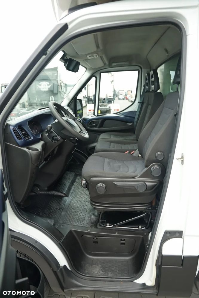Iveco DAILY 35-140 / KONTENER 4,3 M / HI -MATIC / BLIŹNIAK  / ROLETA / SPROWADZONY - 24