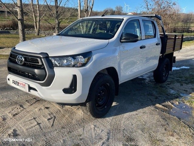 Toyota Hilux 2.4 D-4D 4WD CD CM - 3