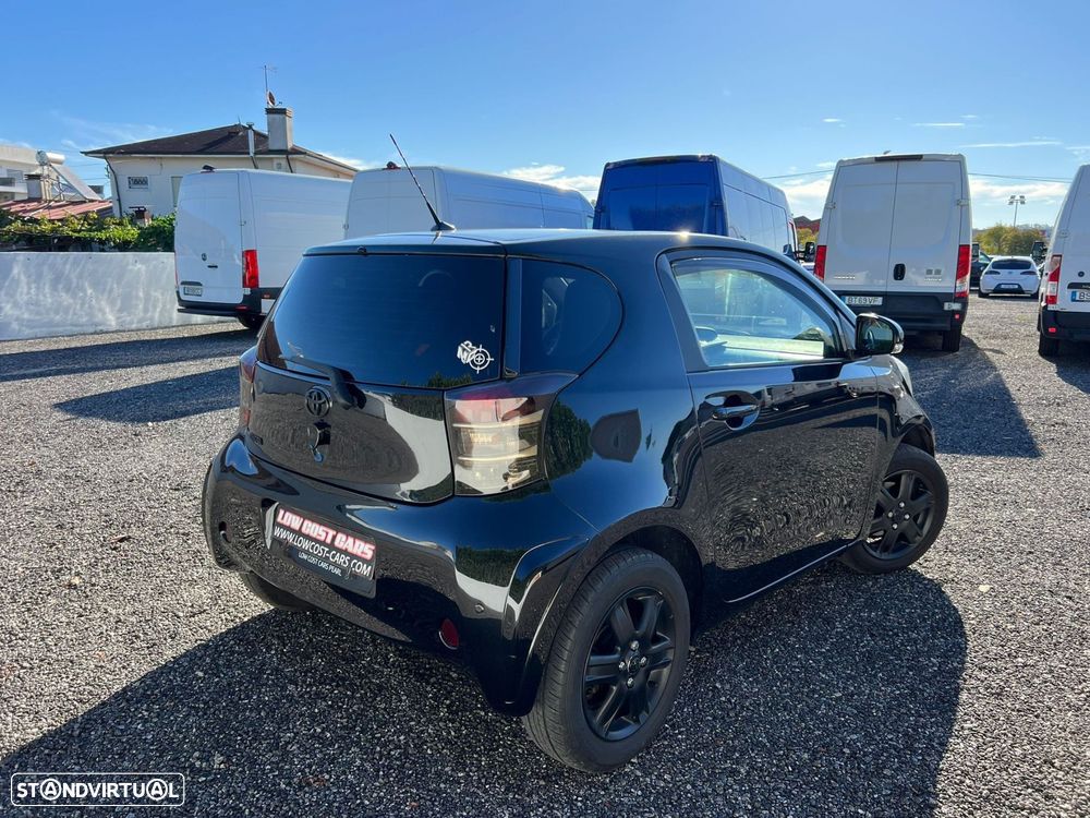 Toyota iQ 1.4 D-4D - 3