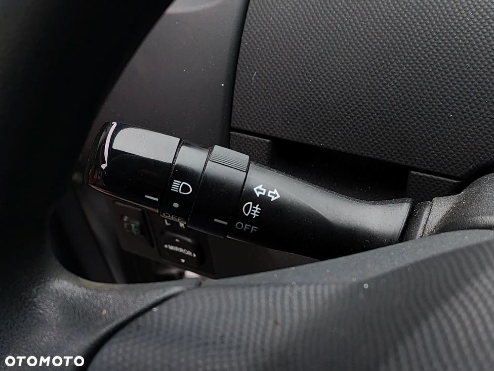 Toyota Yaris 1.3 Luna A/C - 17