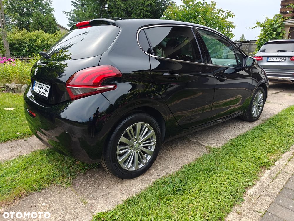 Peugeot 208 1.2 PureTech Allure S&S EAT6 - 6