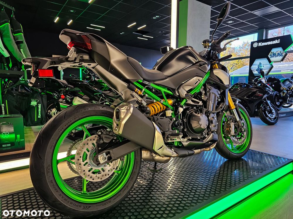 Kawasaki Z 900 - 12