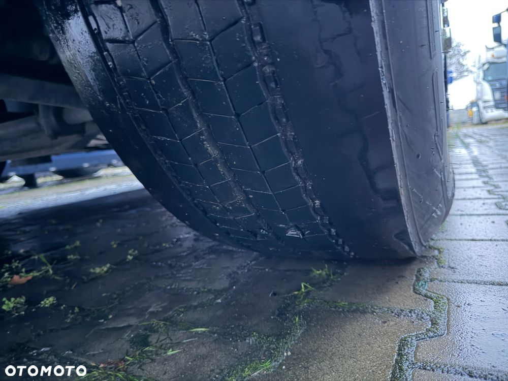 Volvo 540 XL z Niemiec aerograf TV Show Truck pełne wyposażenie skóry - 25