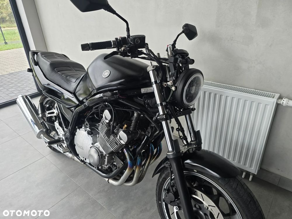 Yamaha XJ - 30