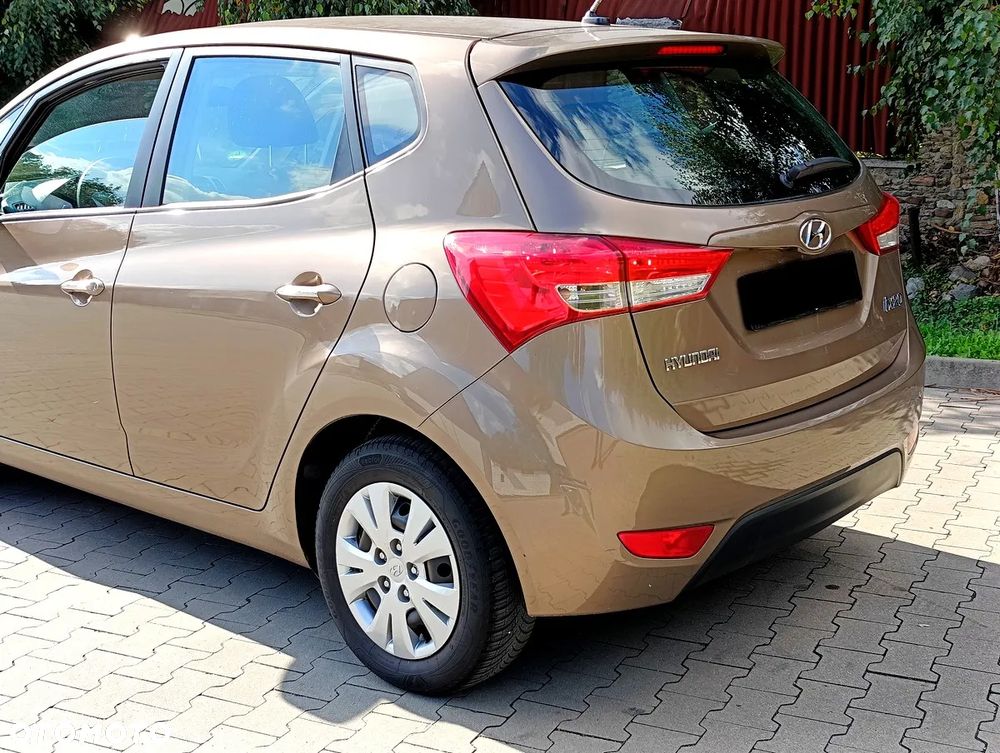 Hyundai ix20 1.4 BlueDrive Comfort - 21