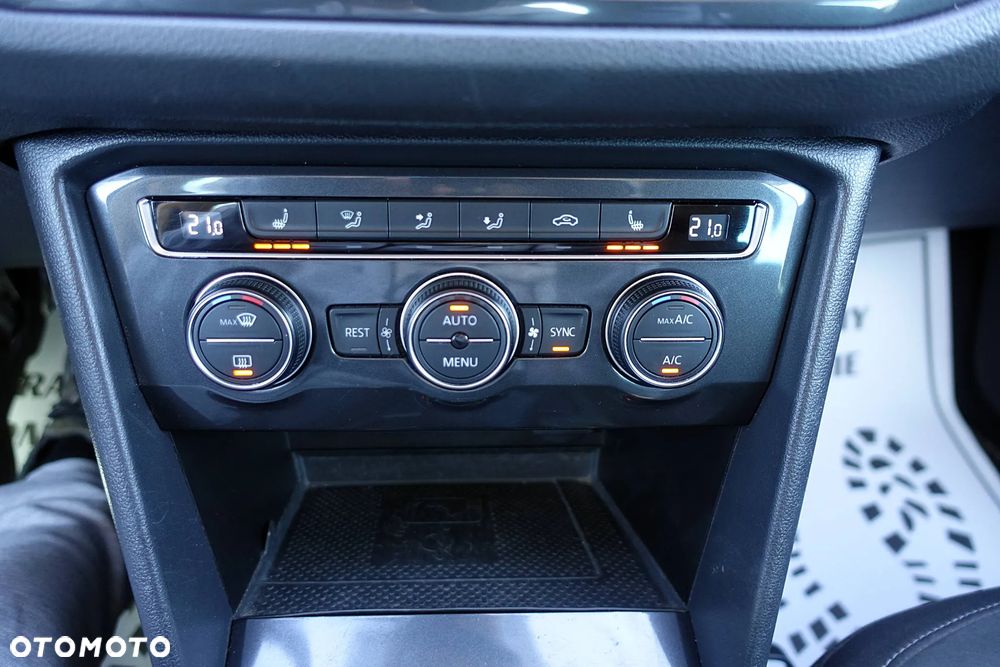 Volkswagen Tiguan 2.0 TDI SCR Elegance - 28