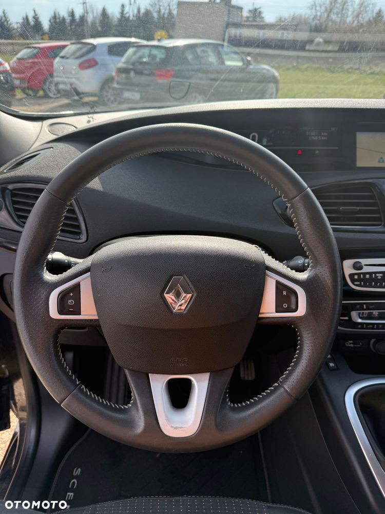 Renault Scenic TCe 130 Bose Edition - 21