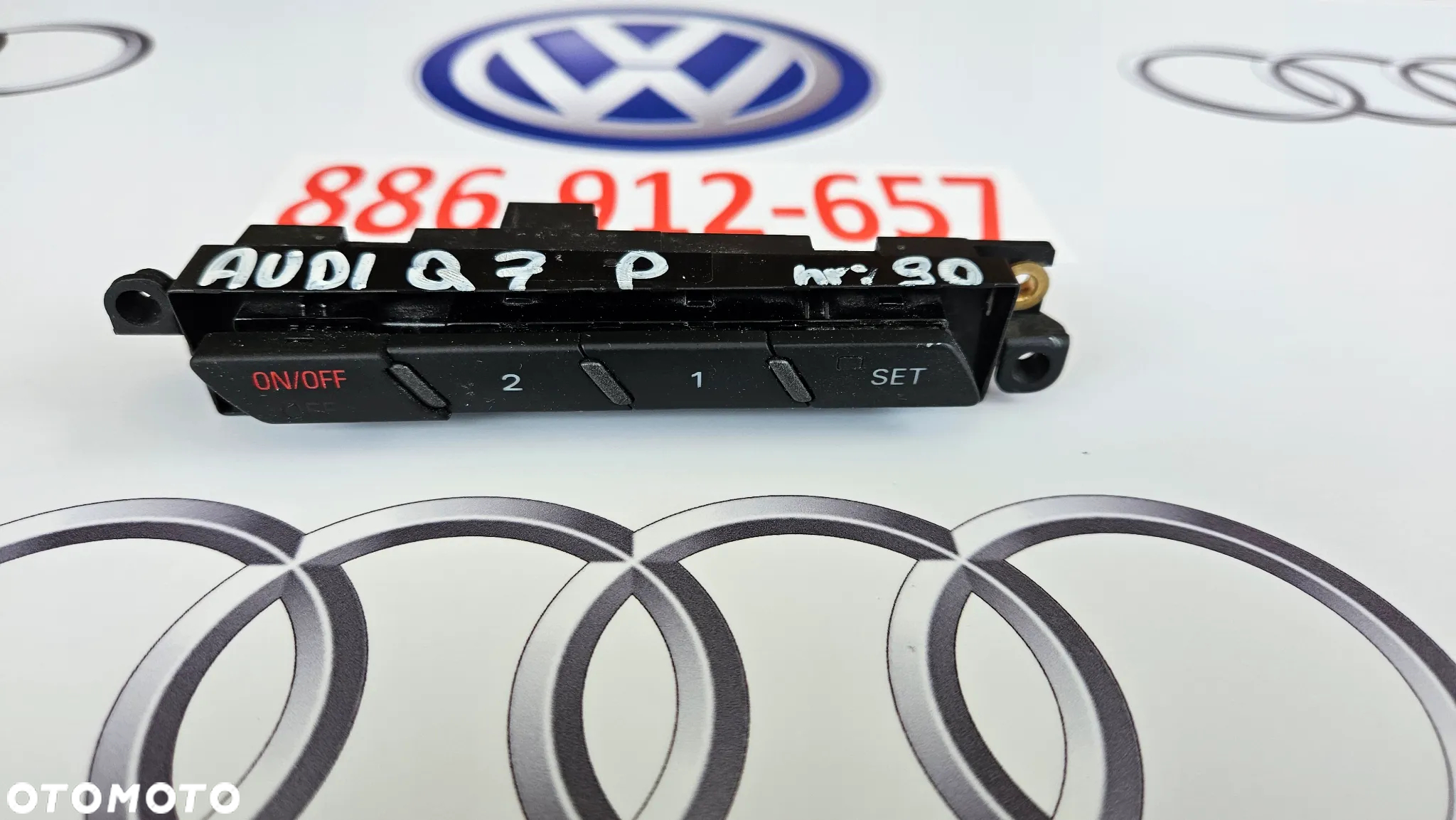 Audi Q7 4L Panel klamki przedniej prawej Sterowanie pamięcią przód prawy 4F2959769A - 2