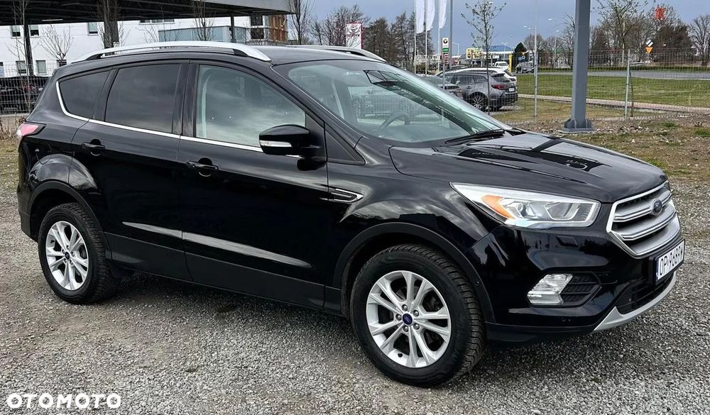 Ford Kuga 1.5 EcoBoost 2x4 ST-Line - 1