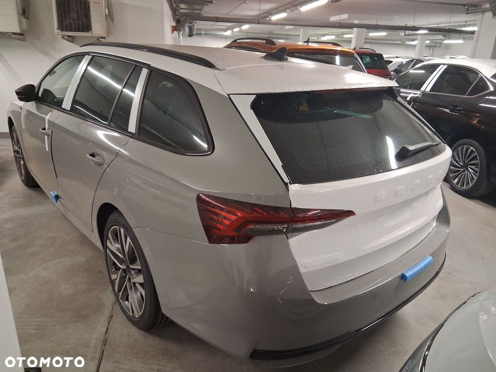 Skoda Octavia 1.5 TSI mHEV Sportline DSG - 4