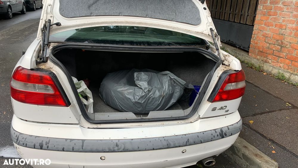 Volvo S40 1.8 - 7